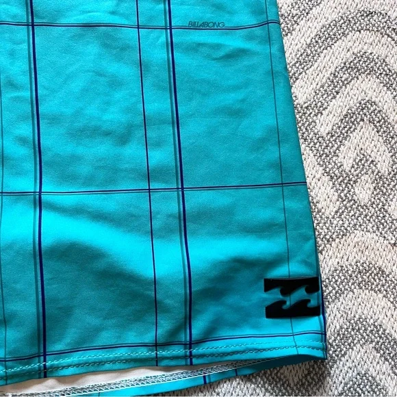 BILLABONG Platinum PX3 Performance Stretch Men’s Teal Swim Board Shorts 34 - Picture 2 of 5
